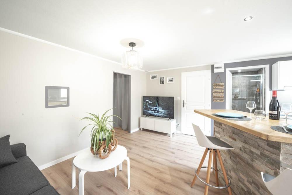 Le Flav - Charmant appartement à 10 mn de Dijon Flavignerot Esterno foto